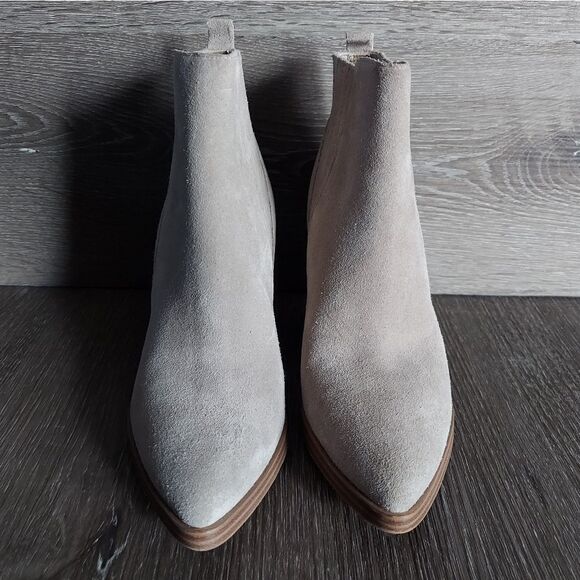 Marc Fisher Alva Pointy Toe Bootie Size 6M - Picture 2 of 9